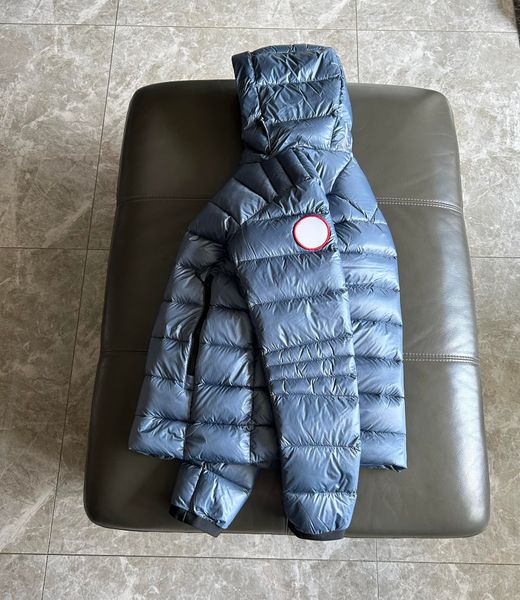 Canadian mens Jackets Classic Fashion Designer Brand Down Jacket Parkas Epaulettes Trend Winter Cotton Outdoor Outwear Coats E2227 Unisex light lightweight., Silver
Canadian mens Jackets Classic Fashion Designer Brand Down Jacket Parkas Epaulettes Trend Winter Cotton Outdoor Outwear Coats E2227 Unisex light lightweight., Silver