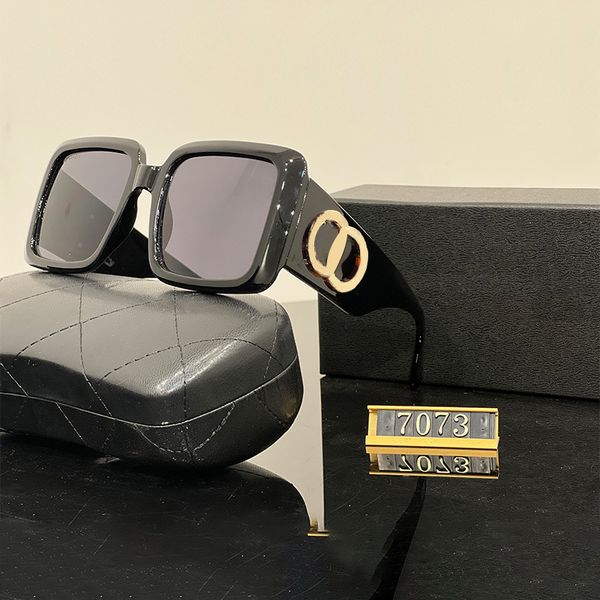 Designer Women Sunglasses Men Luxury Shades Sunglasses Full frame Sun glass 6 Colors Eyeglasses
Designer Women Sunglasses Men Luxury Shades Sunglasses Full frame Sun glass 6 Colors Eyeglasses