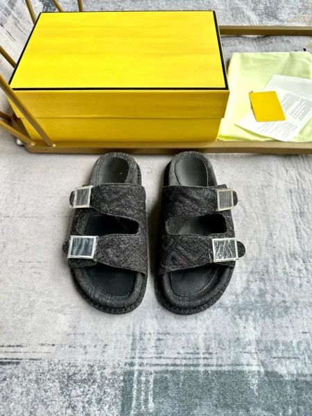 24 Blue denim slides Fashion Feel Double-band flat slides with Baguette decorative buckles chenille worn-look blue denim Gold-finish metalware Size 35-45 Men's shoes, Grey
24 Blue denim slides Fashion Feel Double-band flat slides with Baguette decorative buckles chenille worn-look blue denim Gold-finish metalware Size 35-45 Men's shoes, Grey