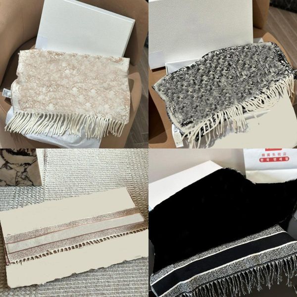 Top Stylish Women Scarves Cashmere Scarf Classic Full Letter designer scarf Soft Smooth Warm Wraps With Tag Autumn Winter Scarves Long Shawl Giftss
Top Stylish Women Scarves Cashmere Scarf Classic Full Letter designer scarf Soft Smooth Warm Wraps With Tag Autumn Winter Scarves Long Shawl Giftss