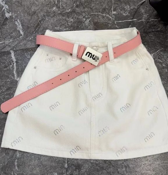 Cowboy short skirt female summer designer ageing new high-waisted half-body skirt white anti-glare thin skirt female
Cowboy short skirt female summer designer ageing new high-waisted half-body skirt white anti-glare thin skirt female