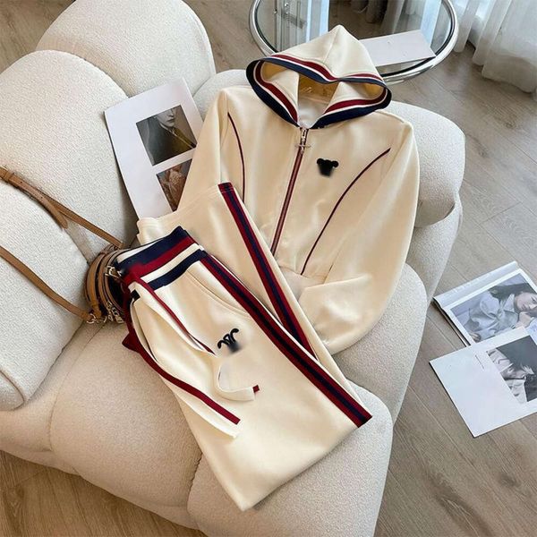Cenes Designer Suit Fashion Womens Tracuits High End Casual Sports For Women Stylish Hooded Wide Pants Set, Apricot twopiece set
Cenes Designer Suit Fashion Womens Tracuits High End Casual Sports For Women Stylish Hooded Wide Pants Set, Apricot twopiece set