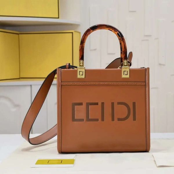 High Quality Square Bag Designer Tote Bag Womens Medium Shopper Handbags Fashion Top Handle Crossbody Shoulder Strap Handbag Letter Roma Leather Travel Women Purse, Brown
High Quality Square Bag Designer Tote Bag Womens Medium Shopper Handbags Fashion Top Handle Crossbody Shoulder Strap Handbag Letter Roma Leather Travel Women Purse, Brown