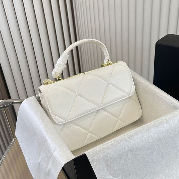 Designer bag Woman Women luxurys Designers bags Classic leather Handbags Shoulder bag Messenger Clutch Flap crossbody Wallet lady clutch Fortune bag 25m, Black
Designer bag Woman Women luxurys Designers bags Classic leather Handbags Shoulder bag Messenger Clutch Flap crossbody Wallet lady clutch Fortune bag 25m, Black