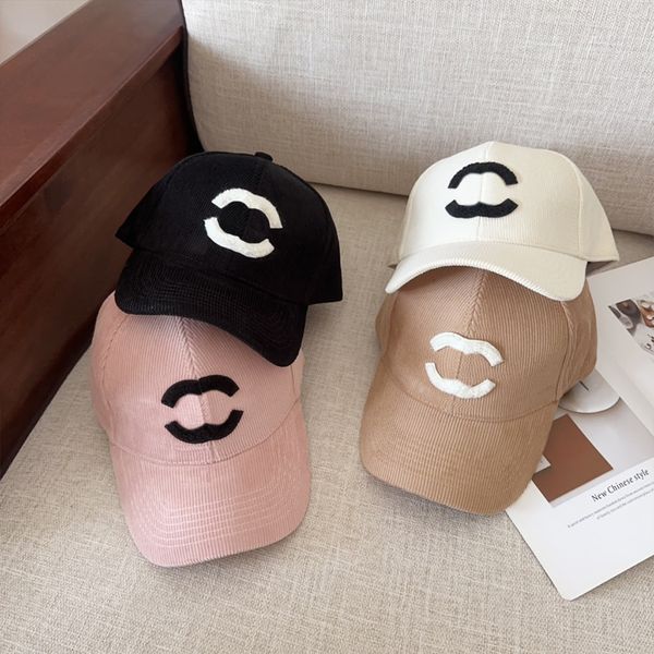 Designer Men And Women Fashion Design Plush Ear Protection Hat Autumn And Winter Wool Ear Protection Hat Letter Jacquard Warm Ear Protector, C3
Designer Men And Women Fashion Design Plush Ear Protection Hat Autumn And Winter Wool Ear Protection Hat Letter Jacquard Warm Ear Protector, C3
