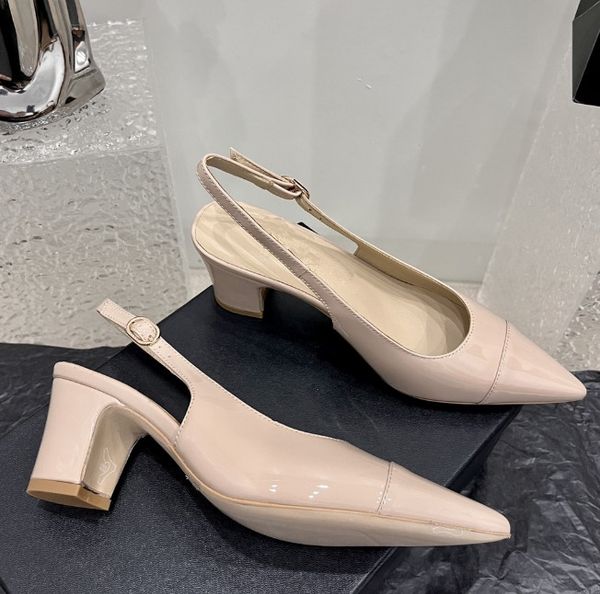 Designer women Thick heel sandals Classic high-heeled sandals with bare toes Comfortable sandals for ladies' leisure vacation sandals Chunky heels sandals, Black
Designer women Thick heel sandals Classic high-heeled sandals with bare toes Comfortable sandals for ladies' leisure vacation sandals Chunky heels sandals, Black