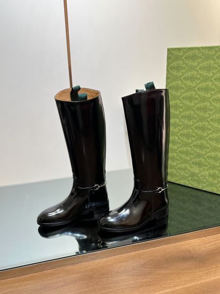 Designer shoes, womens long boots, high silk gloss cowhide fabric, rubber sole, fashion style, womens shoes, thick heels, square toe high heels, Black
Designer shoes, womens long boots, high silk gloss cowhide fabric, rubber sole, fashion style, womens shoes, thick heels, square toe high heels, Black