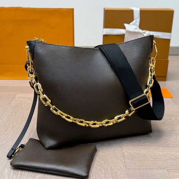 Ladies Crossbody Bag Designer Large Capacity Gold Letter Luxury Tote Bag Portable Outdoor Shoulder Bag Crossbody Bag Purse Sacoche Shopping Bag 30x27cm, Brown
Ladies Crossbody Bag Designer Large Capacity Gold Letter Luxury Tote Bag Portable Outdoor Shoulder Bag Crossbody Bag Purse Sacoche Shopping Bag 30x27cm, Brown