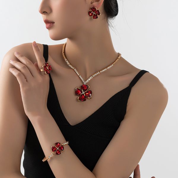 Fashion Jewelry Set Diamond Jewelry 5-piece Set Banquet Jewelry Dressing Accessories Gorgeous Colorful Rhinestone Flower Shaped Jewelry Set, Mixed colors
Fashion Jewelry Set Diamond Jewelry 5-piece Set Banquet Jewelry Dressing Accessories Gorgeous Colorful Rhinestone Flower Shaped Jewelry Set, Mixed colors