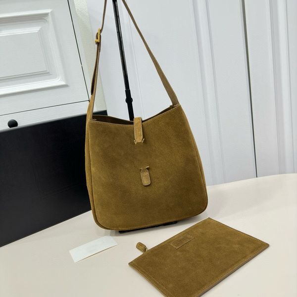 Designer bag Women Classic suede hobo bag Totes shoulder bag luxurys handbag women crossbody bag leather classic large capacity tote Bag shopping bag8022, #8
Designer bag Women Classic suede hobo bag Totes shoulder bag luxurys handbag women crossbody bag leather classic large capacity tote Bag shopping bag8022, #8