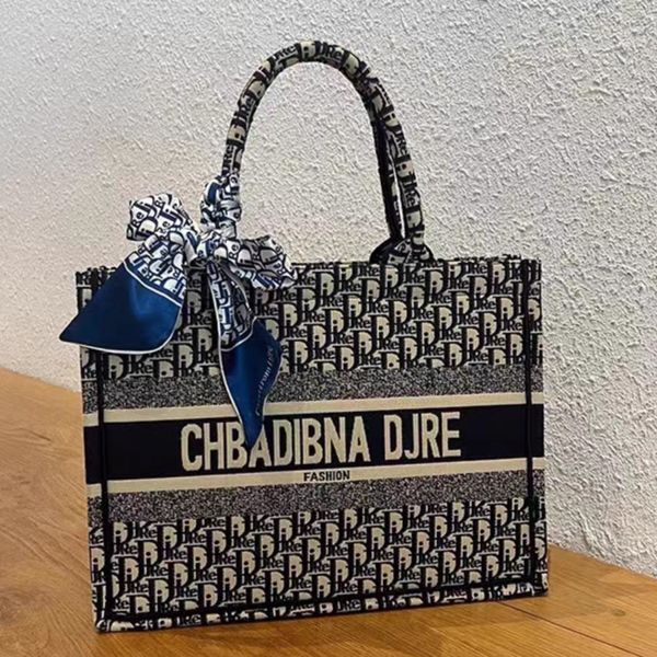 Designer The Tote Bag High Quality Luxurys Handbag Large Book Shopping Totes Bags Purses Designer Woman Handbag Women Bags Travel Beach Bag, M-1
Designer The Tote Bag High Quality Luxurys Handbag Large Book Shopping Totes Bags Purses Designer Woman Handbag Women Bags Travel Beach Bag, M-1