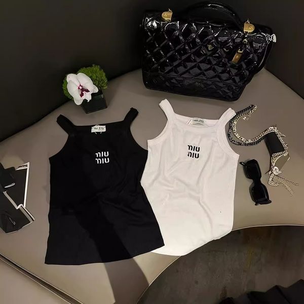 

designer top CropTop miui TShirts Women Embroidered tank top Tight elasticity slim fit fashionable black white two colors