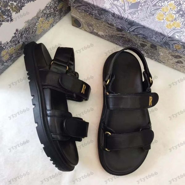 designer sandals Summer slippers Men Women shoes shaped Mulicolor flora slides Molded footbed in black Tonal rubber sole featuring embossed logo at outer side 35-45, A3
designer sandals Summer slippers Men Women shoes shaped Mulicolor flora slides Molded footbed in black Tonal rubber sole featuring embossed logo at outer side 35-45, A3