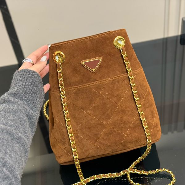 Designer bags Classic Luxury Women Leather Shoulder Bag Bucket bag Handbag Second hand Beach bag Chain handbag Shopping Bag Large capacit Tote travel bag 25M, Brown
Designer bags Classic Luxury Women Leather Shoulder Bag Bucket bag Handbag Second hand Beach bag Chain handbag Shopping Bag Large capacit Tote travel bag 25M, Brown