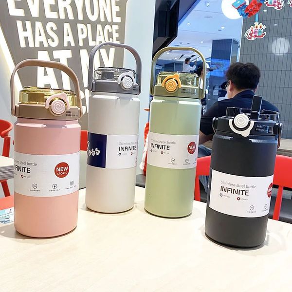 1L12L Stainless Steel Thermal Water Bottle Thermoses Vacuum Flask With Straw Tumbler Portable Cold Drin Thermos Cup Gym 240415
1L12L Stainless Steel Thermal Water Bottle Thermoses Vacuum Flask With Straw Tumbler Portable Cold Drin Thermos Cup Gym 240415