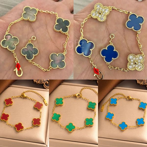 18K Gold Plated Classic Fashion Charm Bracelet Four-leaf Clover Designer Jewelry Elegant Mother-of-Pearl Bracelets For Women and Men High Quality
18K Gold Plated Classic Fashion Charm Bracelet Four-leaf Clover Designer Jewelry Elegant Mother-of-Pearl Bracelets For Women and Men High Quality