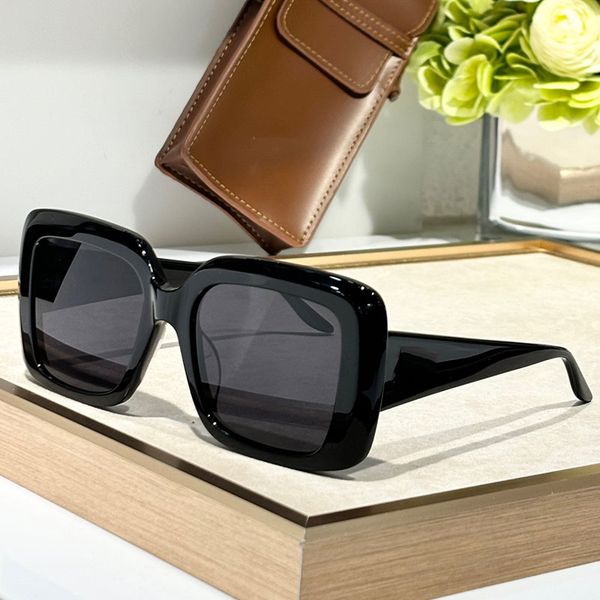 2024SS Mens Womens Luxury Top Designer Sunglasses Mens Womens Square Top Sunglasses Glasses
2024SS Mens Womens Luxury Top Designer Sunglasses Mens Womens Square Top Sunglasses Glasses