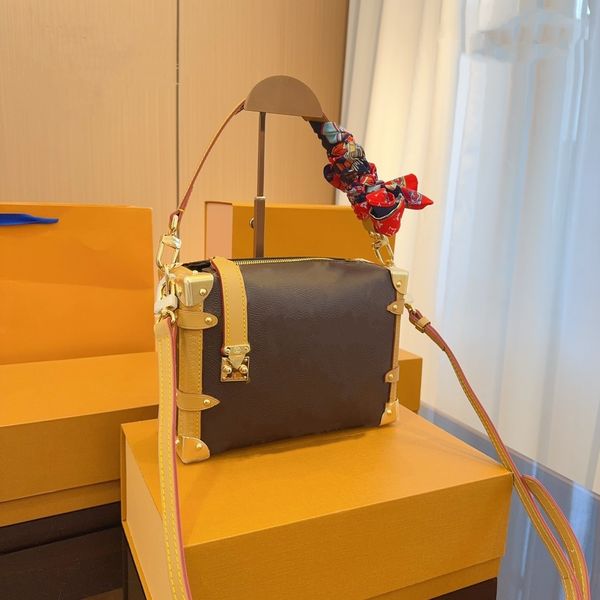 new party single shoulder cross body fashion trend all casual metal chain bucket women's bag, Brown
new party single shoulder cross body fashion trend all casual metal chain bucket women's bag, Brown