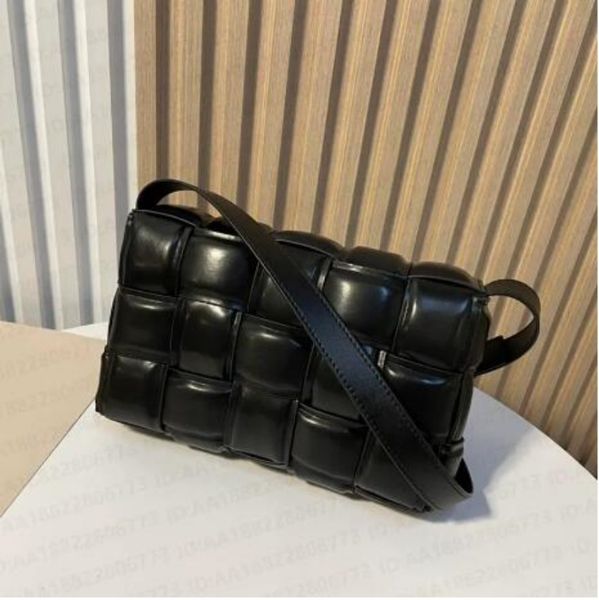 2024 10A Classic Pillow bag Messenger crossbody Bag designer Shoulder Handbags Women purse designers bags genuiner leather handbag come with box, Red
2024 10A Classic Pillow bag Messenger crossbody Bag designer Shoulder Handbags Women purse designers bags genuiner leather handbag come with box, Red