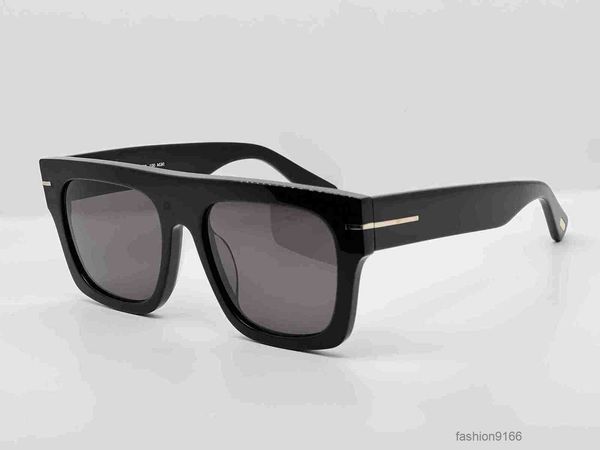 luxury designer fashion sunglasses for men and women womens designers sun glasses for lady cool letter on the frame uv400 protective lenses come with original case
luxury designer fashion sunglasses for men and women womens designers sun glasses for lady cool letter on the frame uv400 protective lenses come with original case