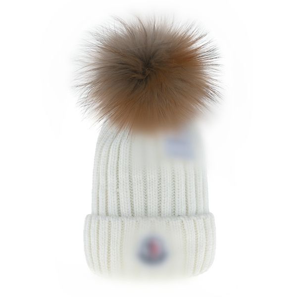 Designer beanie winter hat mens cap Italian trendy warm hat winter new knitted wool hat luxury knitted hat official website version f22, 12
Designer beanie winter hat mens cap Italian trendy warm hat winter new knitted wool hat luxury knitted hat official website version f22, 12