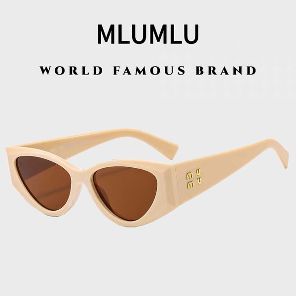 Miu Runway Mens Designer Sunglasses for Womens Eyewear Fashion Womens Woman Rimless Sunglasses Anti-UV400 Radiation Protection
Miu Runway Mens Designer Sunglasses for Womens Eyewear Fashion Womens Woman Rimless Sunglasses Anti-UV400 Radiation Protection