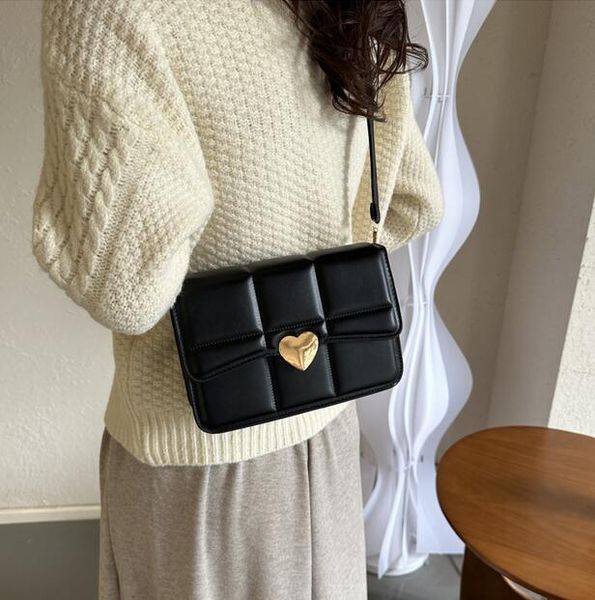 designer Diamond Lattice Shoulder bag Women High quality PU Leather handbag bag Flap bag Solid Color Fashion handbags Satchel bag wallet, White
designer Diamond Lattice Shoulder bag Women High quality PU Leather handbag bag Flap bag Solid Color Fashion handbags Satchel bag wallet, White