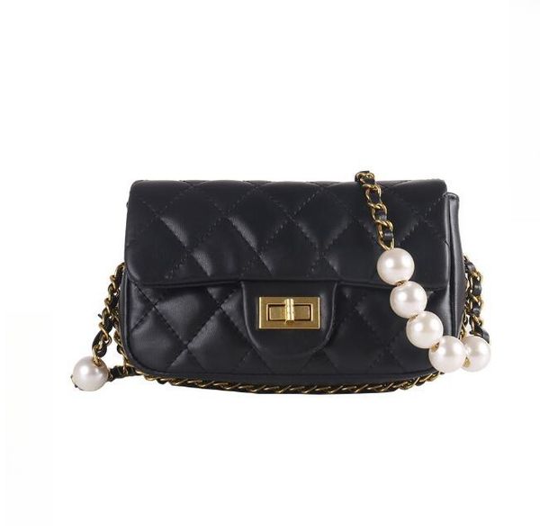 designer Diamond Lattice Tote bag High quality pearl Chain bag Women Shoulder hobo bag mini Black White Fashion handbag crossbody High quality bag Totes
designer Diamond Lattice Tote bag High quality pearl Chain bag Women Shoulder hobo bag mini Black White Fashion handbag crossbody High quality bag Totes