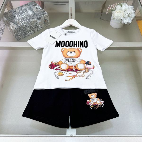 Luxury deigner Clothing Set kid T-hirt white pink monogrammed hortt fahion Britih fahion brand top ummer children treaure and girl cotton top
Luxury deigner Clothing Set kid T-hirt white pink monogrammed hortt fahion Britih fahion brand top ummer children treaure and girl cotton top