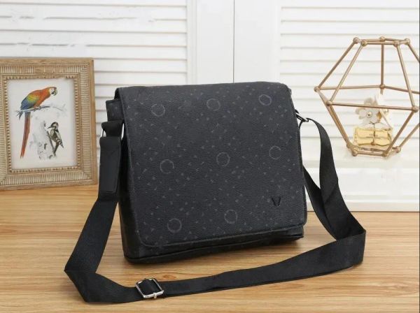 Mens satchels crossbody shoulder Bags for womens luxurys designer handbag pochette Multiple pockets fashion totebag Messenger purse Louiseit, Black embossed 2pcs
Mens satchels crossbody shoulder Bags for womens luxurys designer handbag pochette Multiple pockets fashion totebag Messenger purse Louiseit, Black embossed 2pcs