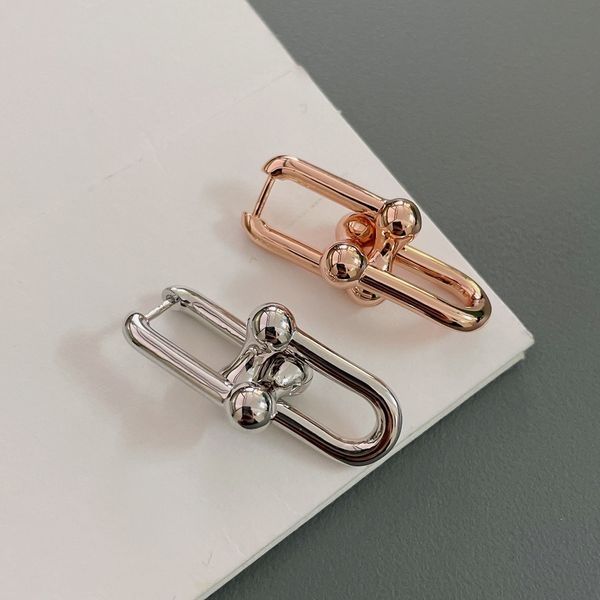tiffiny and co earrings U-shaped earrings horseshoe chain earrings for women luxury fashion designer earrings finely crafted electroplated glossy earrings
tiffiny and co earrings U-shaped earrings horseshoe chain earrings for women luxury fashion designer earrings finely crafted electroplated glossy earrings