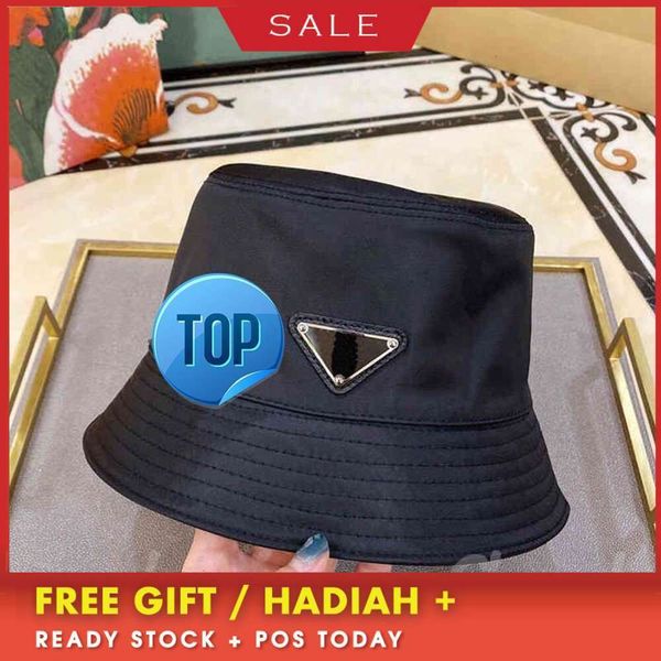 

Pra Hats Bucket Hat Casquette Designer Stars with The Same Casual Outing Flat-top Small Brimmed Hats Wild Triangle Standard Ins Ba233GL569b, White