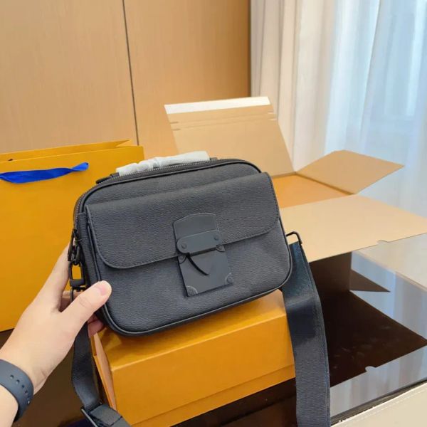 Designer men's crossbody bag Luxury Handbag Designer Bag Men's Handbag Shoulder Bag Stylish High quality Classic Black floral cros
Designer men's crossbody bag Luxury Handbag Designer Bag Men's Handbag Shoulder Bag Stylish High quality Classic Black floral cros