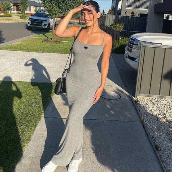 

Basic Casual Dresses designer 2023 Summer Spaghetti Strap Black Long Dress Women Sleeveless Solid Skinny Bodycon Trumpet Maxi Sexy Vestidos S5SO, Grey