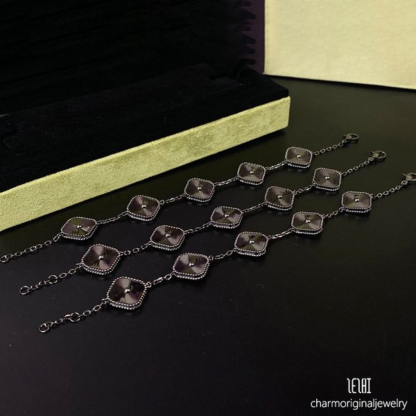 gold bracelet charm bracelet fashion designer bracelet women luxury jewerly designer for woman 18k rose plated silver shell women gold chain men fashion jewelry
gold bracelet charm bracelet fashion designer bracelet women luxury jewerly designer for woman 18k rose plated silver shell women gold chain men fashion jewelry