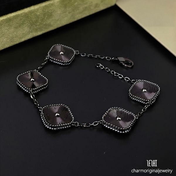 clover bracelet vanclef bracelet designer 4four leaf clover charm bracelet fashion luxury jewelrys bangle gold plated women men silver classic jewelry for women
clover bracelet vanclef bracelet designer 4four leaf clover charm bracelet fashion luxury jewelrys bangle gold plated women men silver classic jewelry for women