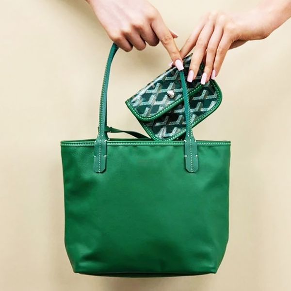 Tote bag Designer bags Top quality Shoulder Bag Luxury Fashion Handbag summer Double Double sided Bright surface bagsWith a small bag MINI BAG, Gold
Tote bag Designer bags Top quality Shoulder Bag Luxury Fashion Handbag summer Double Double sided Bright surface bagsWith a small bag MINI BAG, Gold