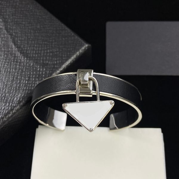 Designer Bracelet Classic Jewelry Bracelet 18k Gold Bracelet Luxury Bangle Charm Bracelet Women Jewelry Wedding Gift
Designer Bracelet Classic Jewelry Bracelet 18k Gold Bracelet Luxury Bangle Charm Bracelet Women Jewelry Wedding Gift