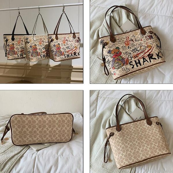 Fashion womens shoulder bags 2 styles of large-capacity graffiti printed handbag Street trend contrast leather tote bag elegant atmosphere polka dot handbags, Brown
Fashion womens shoulder bags 2 styles of large-capacity graffiti printed handbag Street trend contrast leather tote bag elegant atmosphere polka dot handbags, Brown