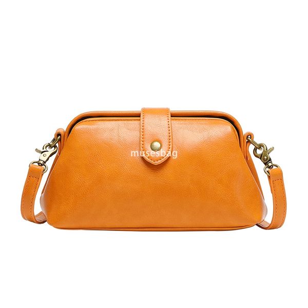 New Soft Leather Women Shoulder Bag Fashionable and High Quality Crossbody Bag Retro Clip Bag Shell Bag Large Capacity Commuting Handbag, Red
New Soft Leather Women Shoulder Bag Fashionable and High Quality Crossbody Bag Retro Clip Bag Shell Bag Large Capacity Commuting Handbag, Red