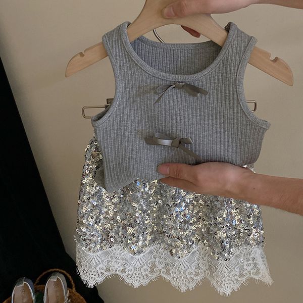 Sweet set girls new bow knit vest temperament lace splicing sequin skirt trend, Gray
Sweet set girls new bow knit vest temperament lace splicing sequin skirt trend, Gray