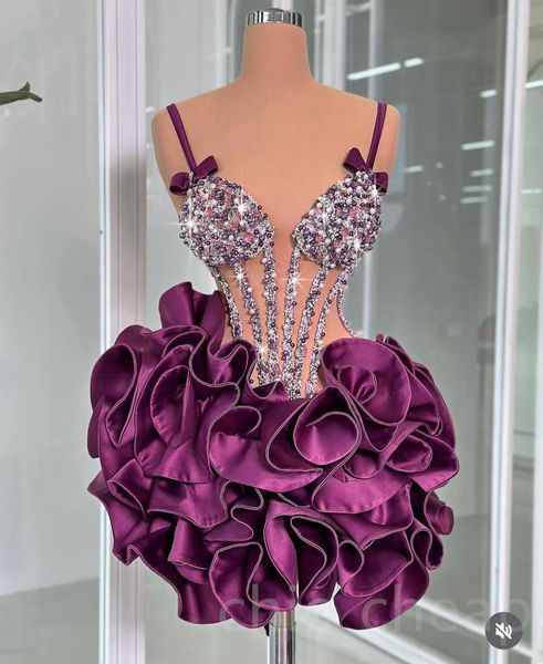 2024 Burgundy Ball Gown Graduation Dress Spaghetti Satin Tiers Beaded Short Mini Homecoming Party Formal Cocktail Prom Bridesmaid Gowns Dresses ZJ021, Champagne
2024 Burgundy Ball Gown Graduation Dress Spaghetti Satin Tiers Beaded Short Mini Homecoming Party Formal Cocktail Prom Bridesmaid Gowns Dresses ZJ021, Champagne