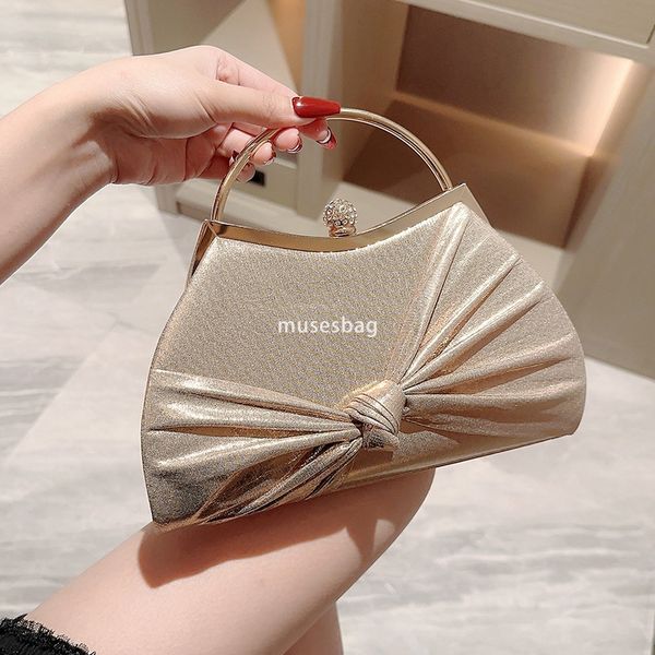 High quality women's fashionable high-end banquet bag celebrity pleated handbag casual and practical party banquet high-end single shoulder diagonal cross bag, Gold
High quality women's fashionable high-end banquet bag celebrity pleated handbag casual and practical party banquet high-end single shoulder diagonal cross bag, Gold
