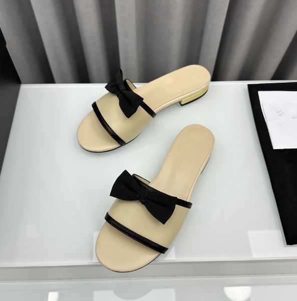 Designer women bow slippers and sandals Women's open toe all match classic summer sexy Ladies holiday party Low heel sandals Holiday beach slippers, Split
Designer women bow slippers and sandals Women's open toe all match classic summer sexy Ladies holiday party Low heel sandals Holiday beach slippers, Split