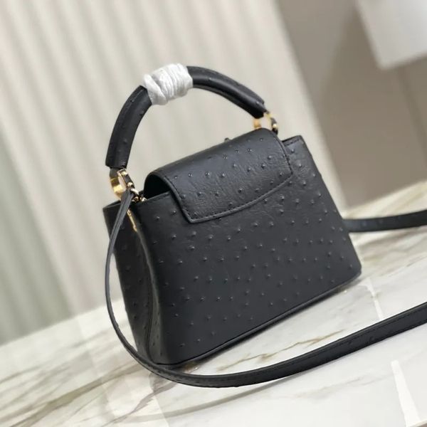 10A Mirror quality Classic fashion Designer Handbag High capacity women's shopping crossbody bag handmade in ostrich leather, Cream
10A Mirror quality Classic fashion Designer Handbag High capacity women's shopping crossbody bag handmade in ostrich leather, Cream