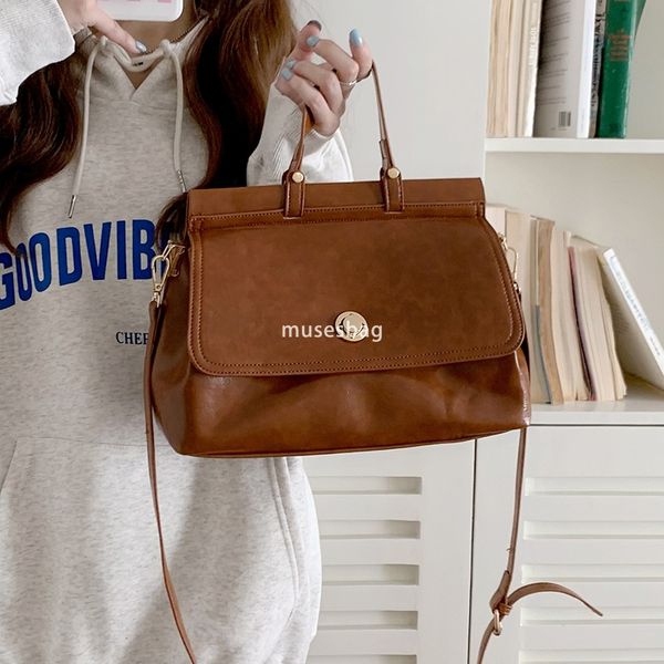 Advanced Fashion Large Capacity Retro Briefcase New Texture Versatile Crossbody Handbag Daily Commuter Postman Bag for Women, Brown
Advanced Fashion Large Capacity Retro Briefcase New Texture Versatile Crossbody Handbag Daily Commuter Postman Bag for Women, Brown
