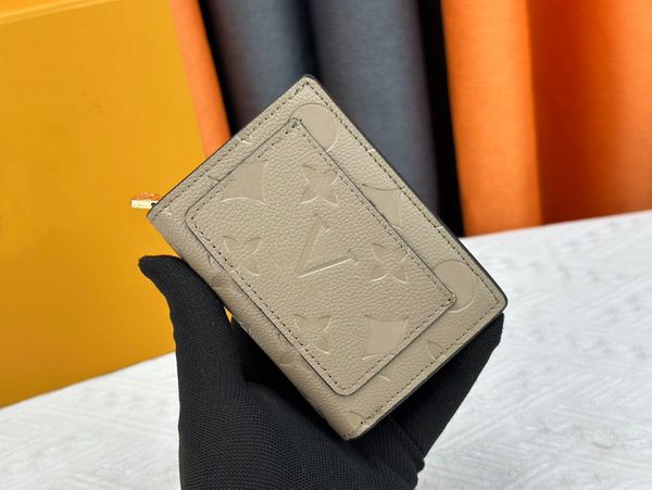 2024 New wallet Genuine leather package clutch handbag designer wallets tote bag Emed print design coin purse Credit card clip, Beige
2024 New wallet Genuine leather package clutch handbag designer wallets tote bag Emed print design coin purse Credit card clip, Beige