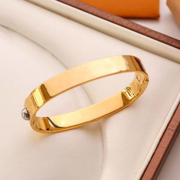 Top Quality Bangle …