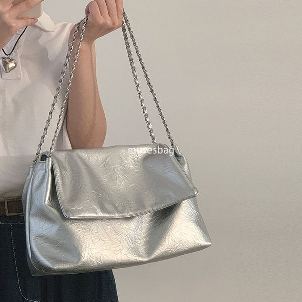 Daily pairing with niche underarm bags women new trendy and fashionable summer chain bags versatile lightweight large capacity single shoulder crossbody bags, Silver
Daily pairing with niche underarm bags women new trendy and fashionable summer chain bags versatile lightweight large capacity single shoulder crossbody bags, Silver