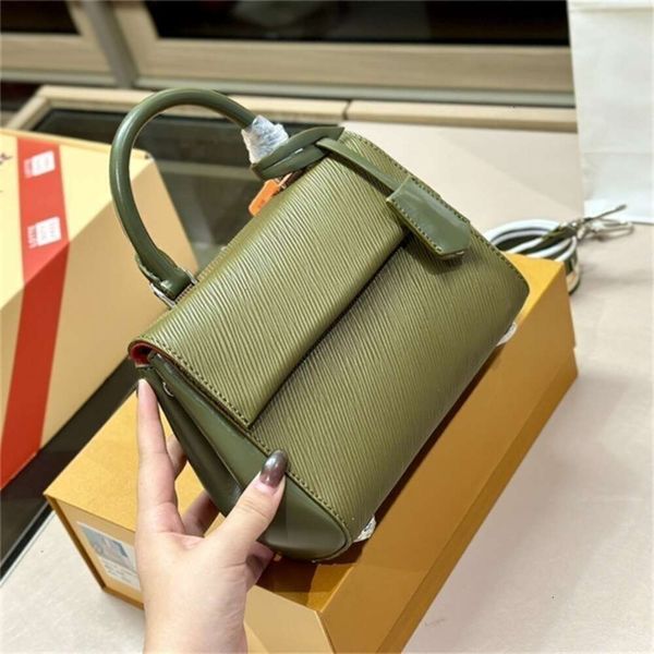 designer bag New Arrival Designer Bag Women Shoulder Lady Wave Clutch Tote Classic Grace Plain Color Soft Leather Louies Handbag Trend Brand Nylon Belts H, 2 20x16cm
designer bag New Arrival Designer Bag Women Shoulder Lady Wave Clutch Tote Classic Grace Plain Color Soft Leather Louies Handbag Trend Brand Nylon Belts H, 2 20x16cm